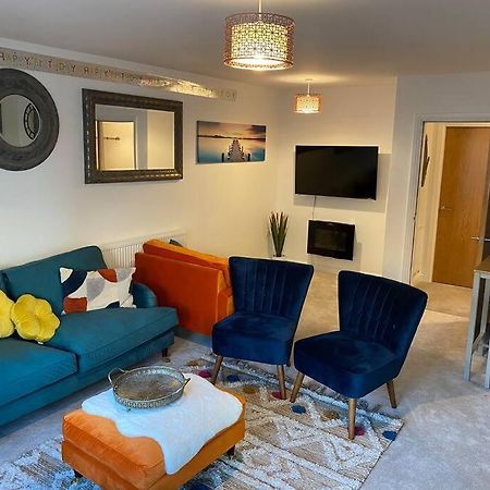 Luxury Modern 1Bed Sea View Apartment Rhôs-on-Sea Buitenkant foto
