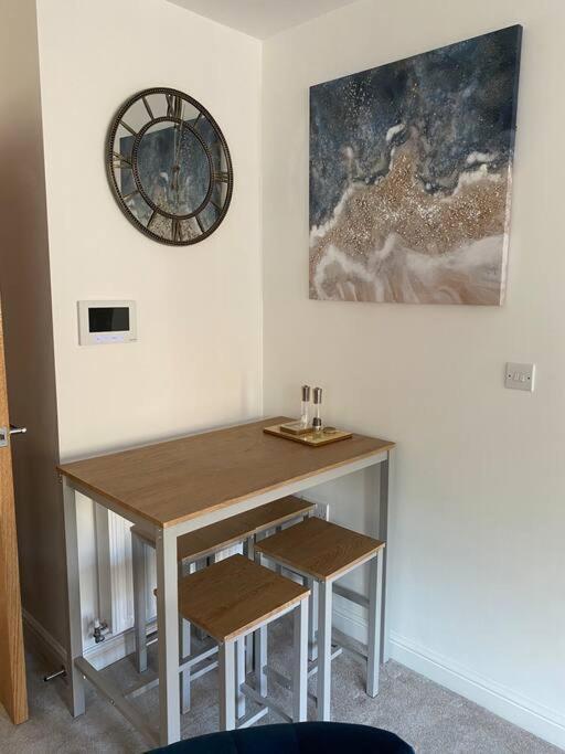 Luxury Modern 1Bed Sea View Apartment Rhôs-on-Sea Buitenkant foto