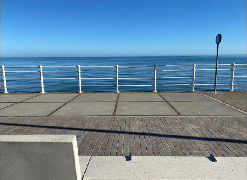 Luxury Modern 1Bed Sea View Apartment Rhôs-on-Sea Buitenkant foto